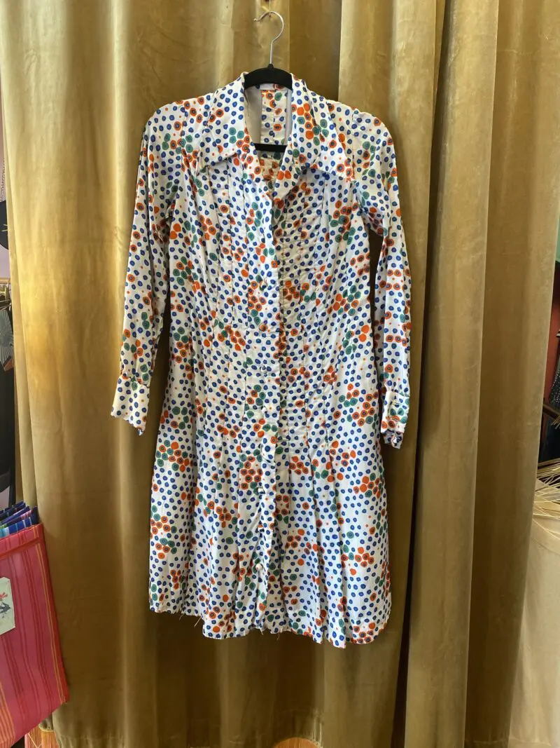 Vintage 70 talls prikkete kjole str 38