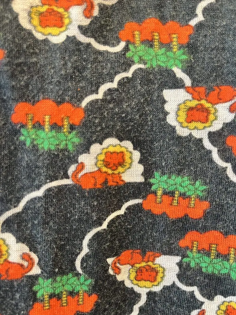 70tallsbluse i mykt stoff, løveprint str S/M - Bilde 2