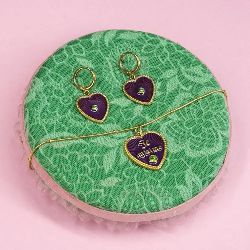 Urban Hippies Smykke Je m'aime plum