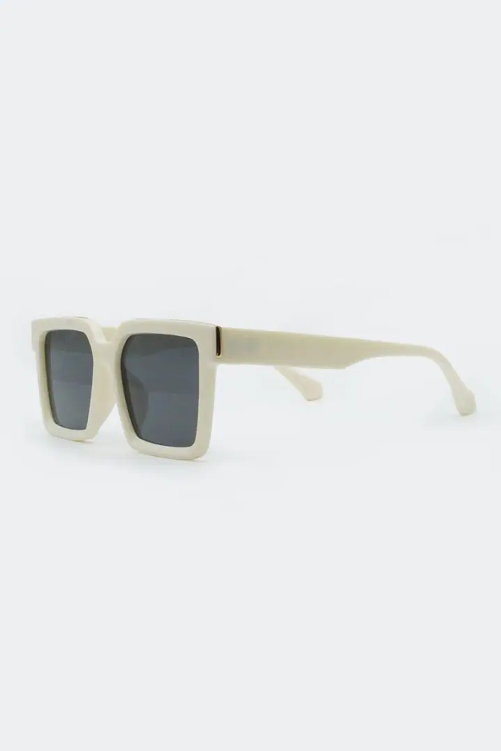 Oversized Cream Square Solbriller - Bilde 3