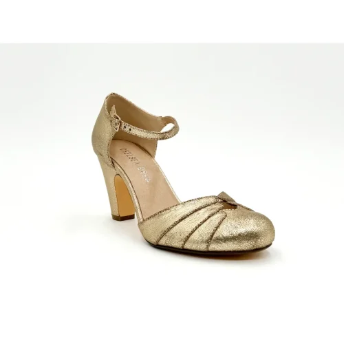 Retro Maryjane Metallic Crinkle Pump Gold
