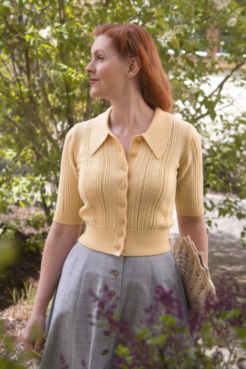 The Non Contrast Cardigan - Mellow yellow wool