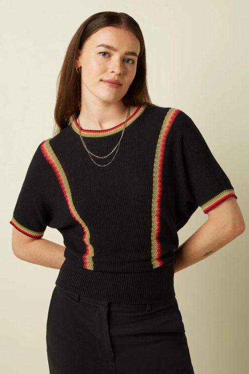 Daria Emel Topp - sort