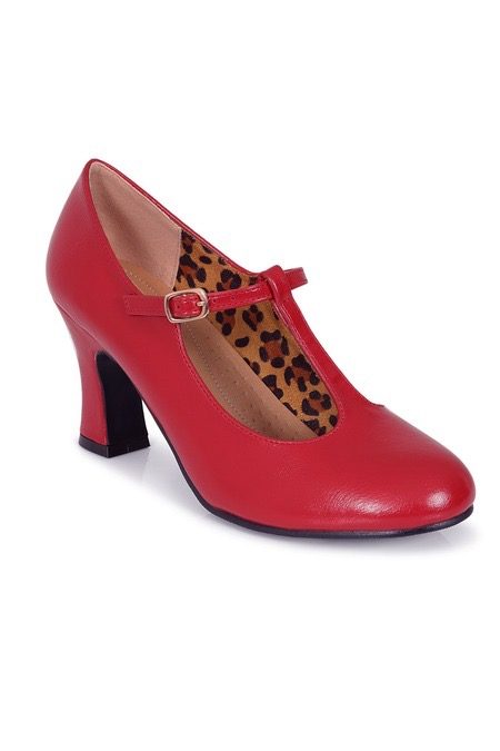 Red Rosewood Promenade